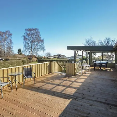 Three-bedroom In Holiday home Hejls