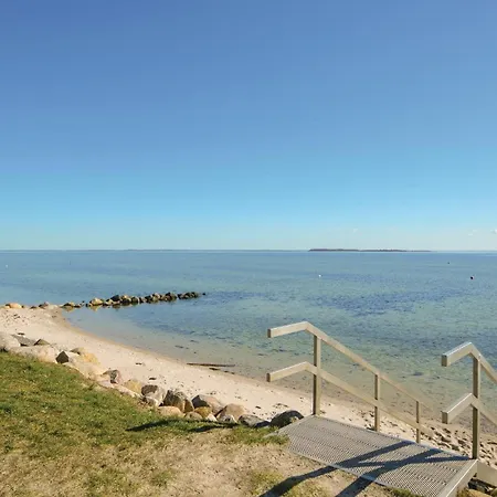 Three-bedroom In Hejls