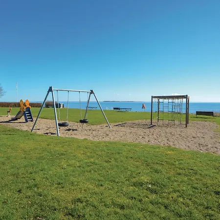 Three-bedroom In * Hejls